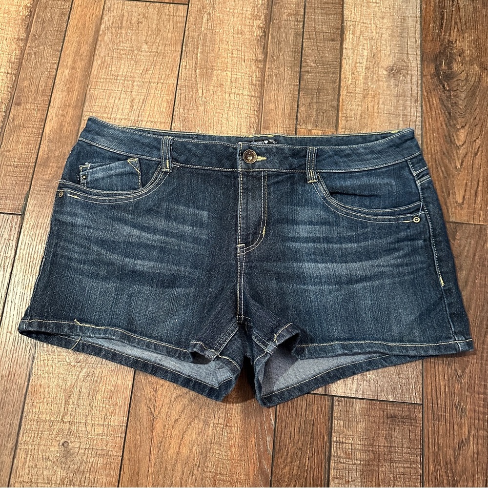 Sequin hearts Denim Short, 15